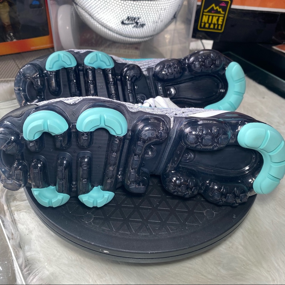 🆕 Nike Wmns Air VaporMax Flyknit 3 'Tiffany Teal' - Picture 11 of 12